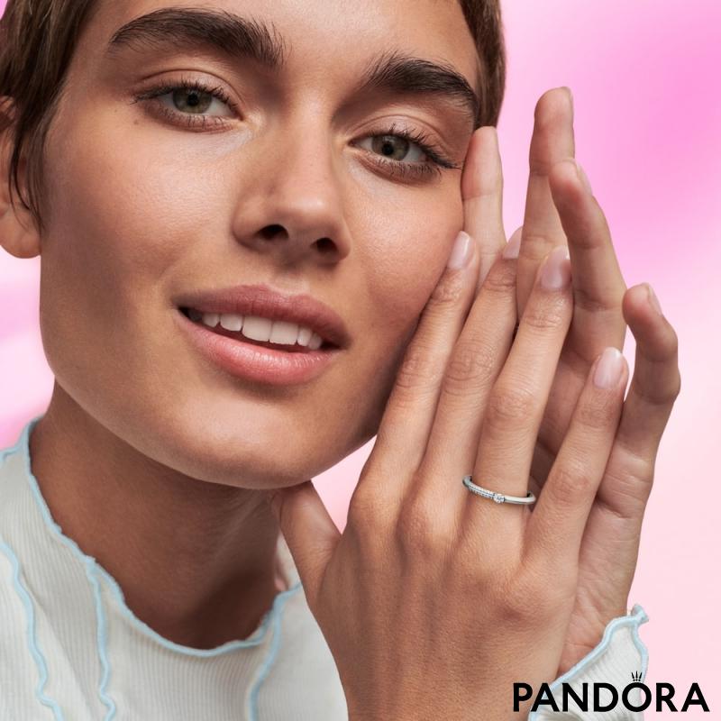 Prsten Pandora ME Pavé u beloj dvostrukoj varijanti 