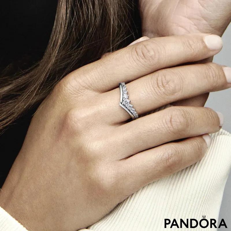 Prsten Pandora Timeless Lebdeći pavé ševron 