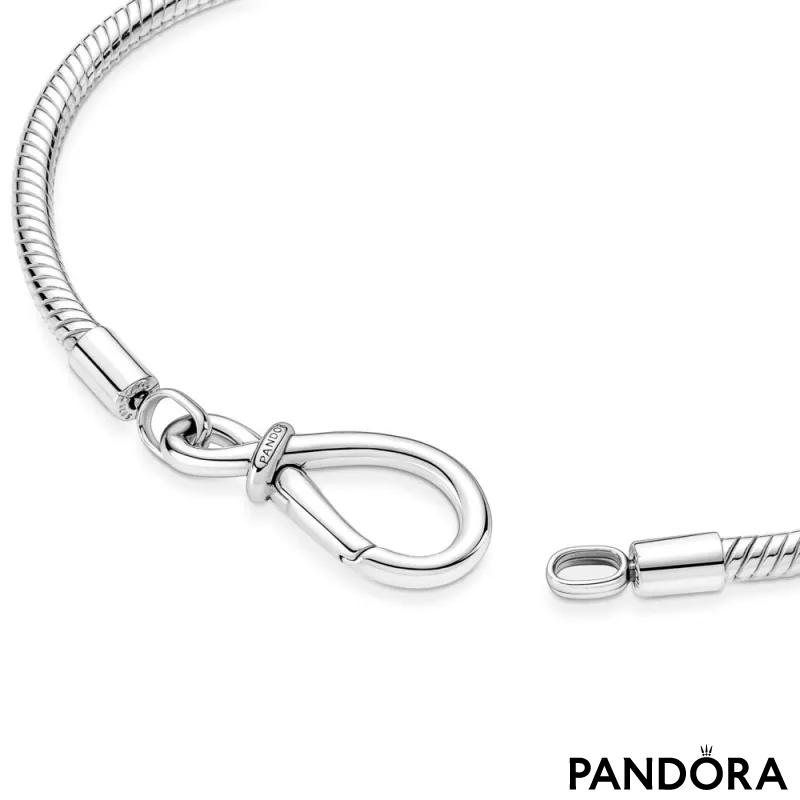 Narukvica Pandora Moments sa „zmijskom“ teksturom i beskonačnim čvorom 
